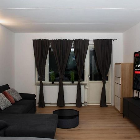 Entire Apartment Malmo 2 Bedrooms-Tv Lounge-Balcony Exterior photo