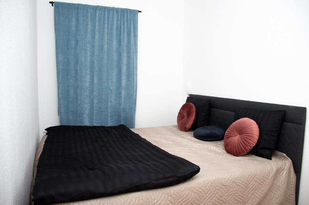 Entire Apartment Malmo 2 Bedrooms-Tv Lounge-Balcony Exterior photo